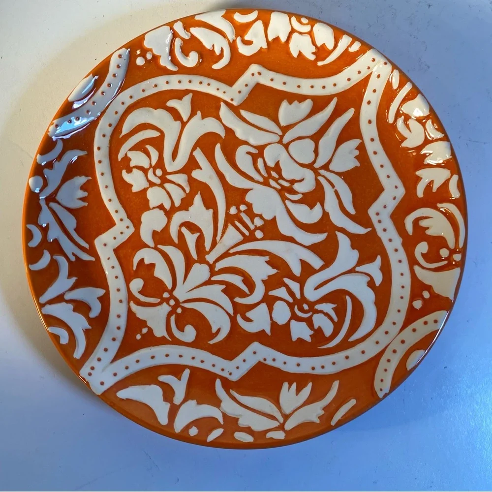 Set Of 4 Pottery Barn Discontinued Orange Baroque Dessert Salad Lunch Plate 8.5”